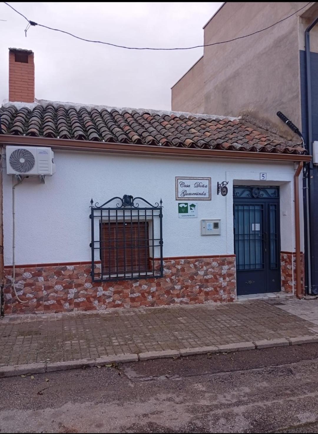 Casa Rural En San Carlos Del Valle- Dona Gumersinda Exterior foto